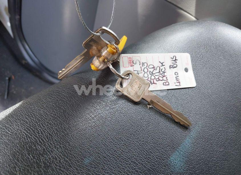 Photo 10 of 2003 Ford E-450 CUTAWAY STANDARD (VIN 1FDWE45F83HB39116)