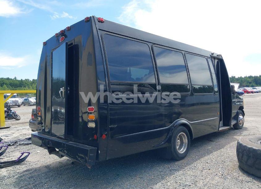 Photo 4 of 2003 Ford E-450 CUTAWAY STANDARD (VIN 1FDWE45F83HB39116)