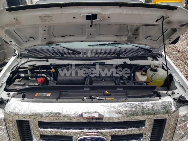 Photo 8 of 2022 FORD ECONOLINE E450 SUPER DUTY CUTAWAY VAN (VIN 1FDWE4FK9NDC07185)