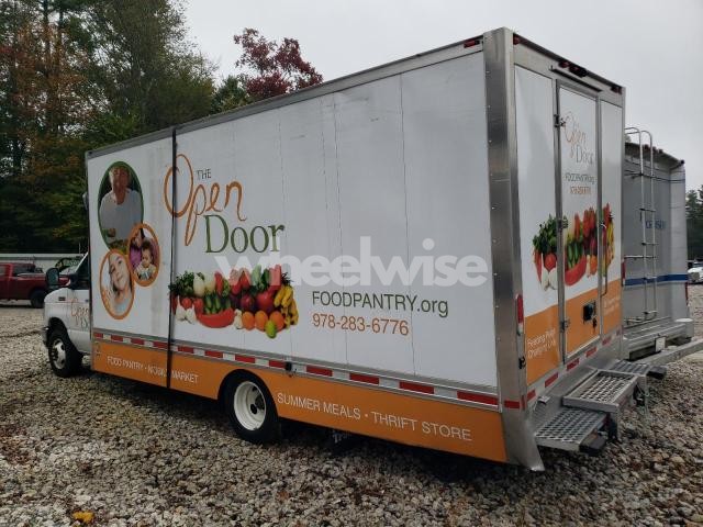 Photo 9 of 2022 FORD ECONOLINE E450 SUPER DUTY CUTAWAY VAN (VIN 1FDWE4FK9NDC07185)