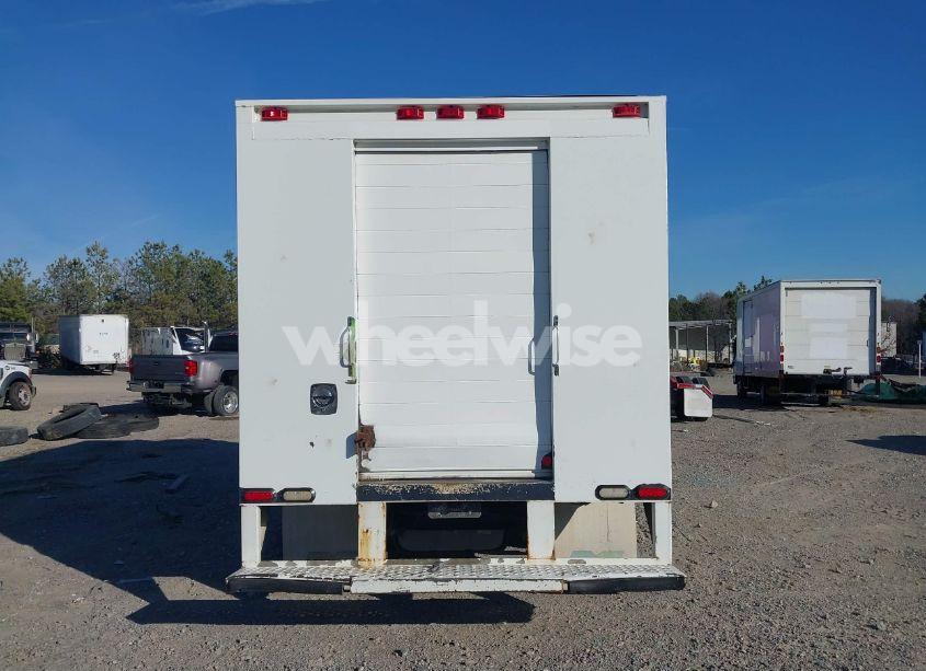 Photo 15 of 2014 Ford Econoline E450 SUPER DUTY CUTWY VAN (VIN 1FDWE4FLXEDA51344)