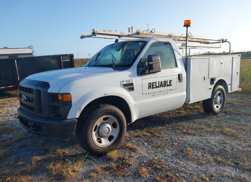 Photo 2 of 2008 Ford F-350 XL/XLT (VIN 1FDWF30578EC54725)