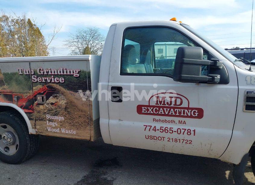 Photo 13 of 2008 Ford F-350 CHASSIS XL/XLT (VIN 1FDWF34588EA24797)