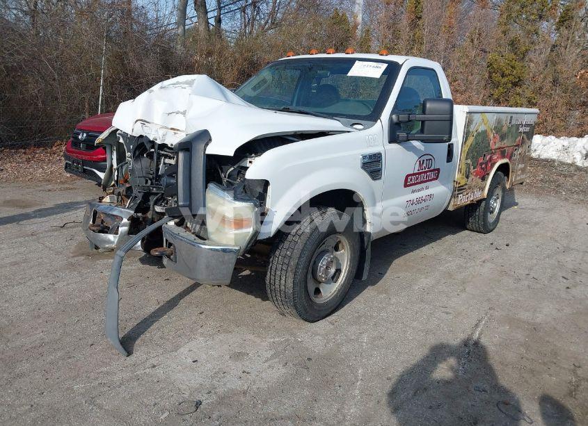 Photo 2 of 2008 Ford F-350 CHASSIS XL/XLT (VIN 1FDWF34588EA24797)