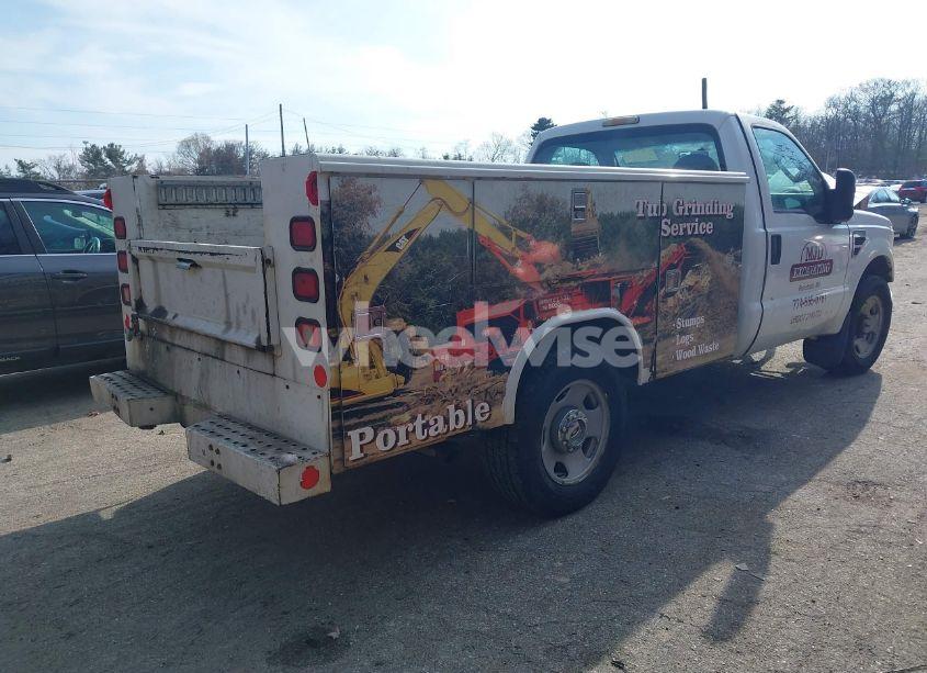 Photo 4 of 2008 Ford F-350 CHASSIS XL/XLT (VIN 1FDWF34588EA24797)