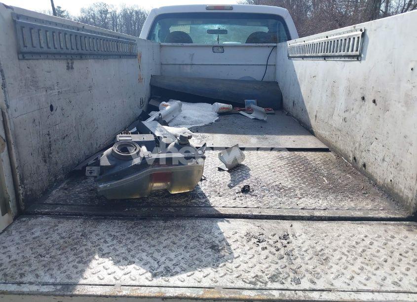 Photo 6 of 2008 Ford F-350 CHASSIS XL/XLT (VIN 1FDWF34588EA24797)