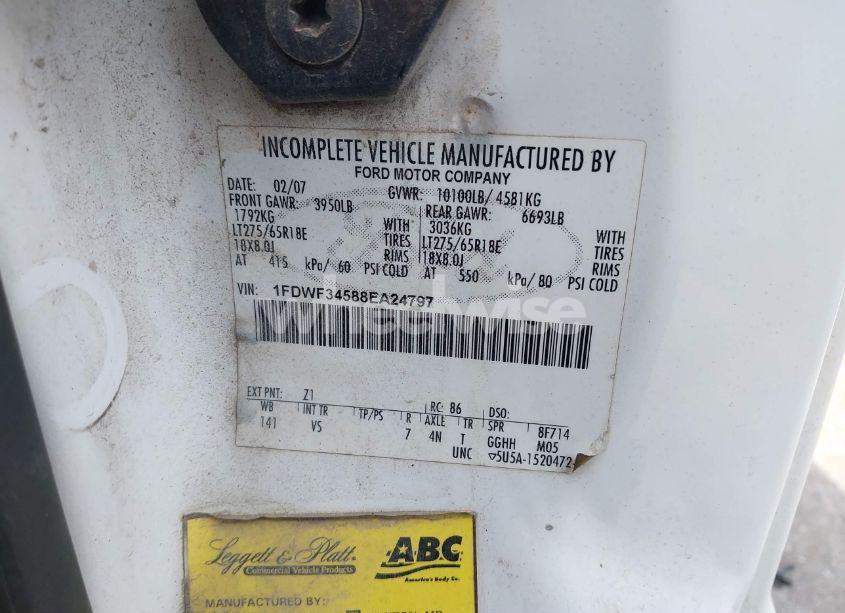 Photo 8 of 2008 Ford F-350 CHASSIS XL/XLT (VIN 1FDWF34588EA24797)