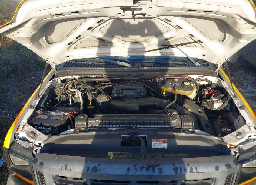 Photo 10 of 2006 Ford F-350 CHASSIS XL/XLT (VIN 1FDWF36596EA03676)