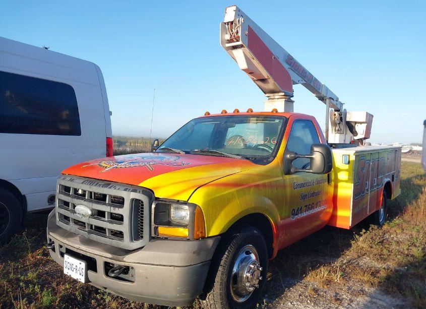 Photo 2 of 2006 Ford F-350 CHASSIS XL/XLT (VIN 1FDWF36596EA03676)