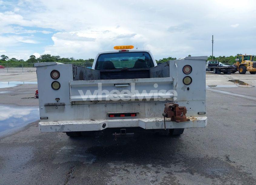 Photo 14 of 2006 Ford F-350 CHASSIS XL/XLT (VIN 1FDWF365X6ED01654)