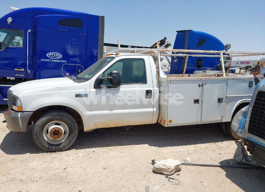 Photo 13 of 2004 Ford F-350 XL/XLT (VIN 1FDWF36L34EC14609)