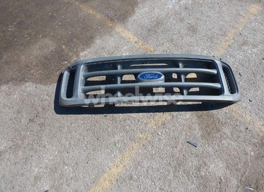 Photo 12 of 1999 Ford F-350 LARIAT/XL/XLT (VIN 1FDWF36L8XEC82375)