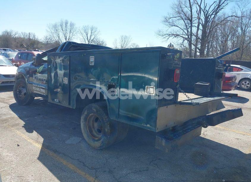 Photo 3 of 1999 Ford F-350 LARIAT/XL/XLT (VIN 1FDWF36L8XEC82375)