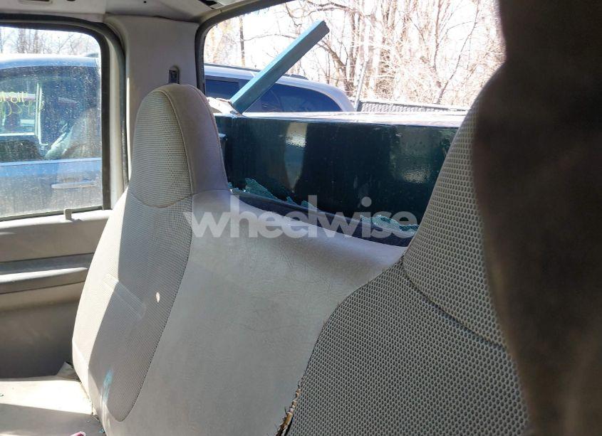 Photo 6 of 1999 Ford F-350 LARIAT/XL/XLT (VIN 1FDWF36L8XEC82375)