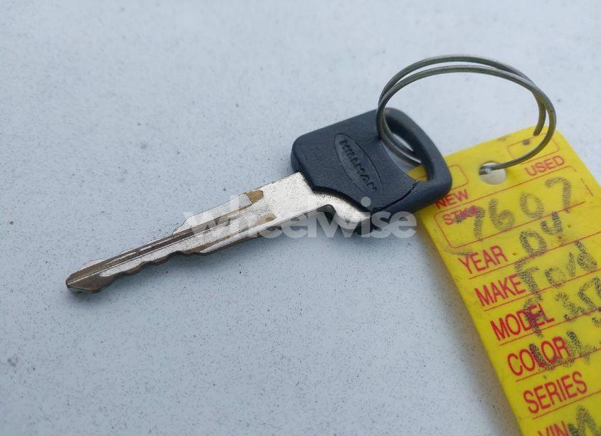 Photo 10 of 2004 Ford F-350 CHASSIS XL/XLT (VIN 1FDWF36P54ED46368)