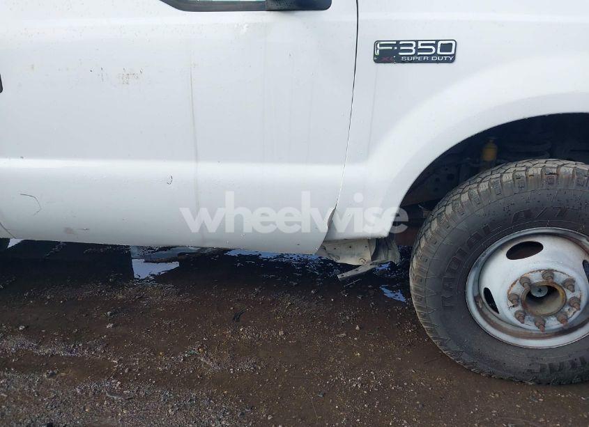 Photo 11 of 2004 Ford F-350 N/A (VIN 1FDWF36S94EA55781)