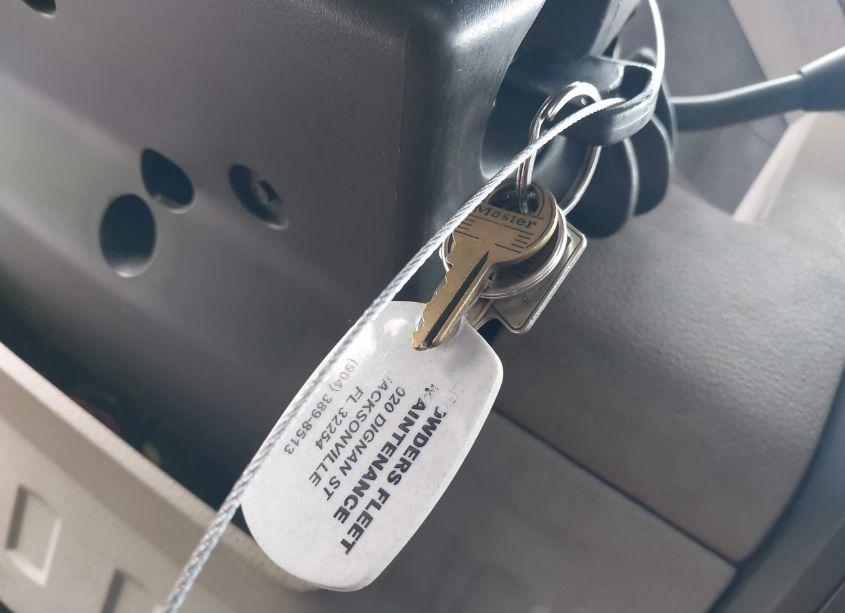 Photo 10 of 2009 Ford F-350 CHASSIS XL/XLT (VIN 1FDWF36Y09EA59004)