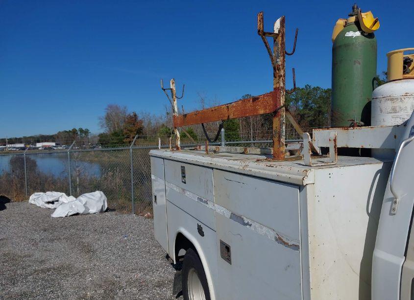 Photo 11 of 2009 Ford F-350 CHASSIS XL/XLT (VIN 1FDWF36Y09EA59004)