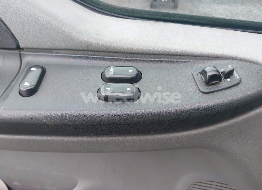 Photo 15 of 2005 Ford F-350 XL/XLT (VIN 1FDWF37P65EB71869)