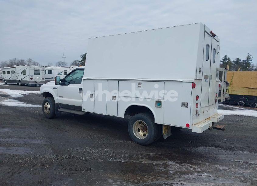 Photo 3 of 2005 Ford F-350 XL/XLT (VIN 1FDWF37P65EB71869)