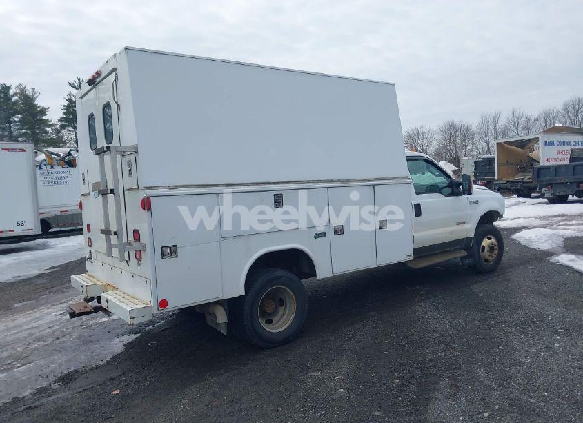 Photo 4 of 2005 Ford F-350 XL/XLT (VIN 1FDWF37P65EB71869)