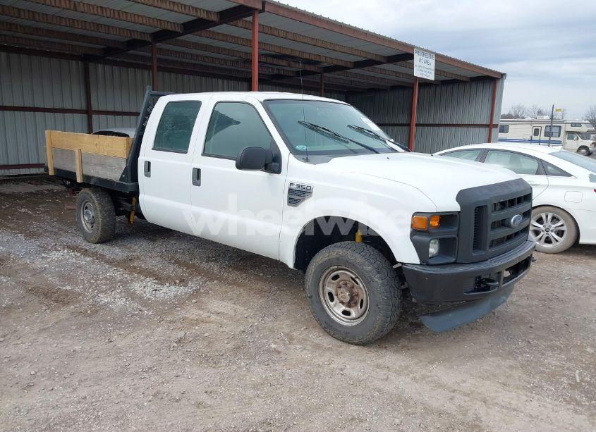 Photo 2 of 2008 Ford F-350 (VIN 1FDWW31558ED91211)