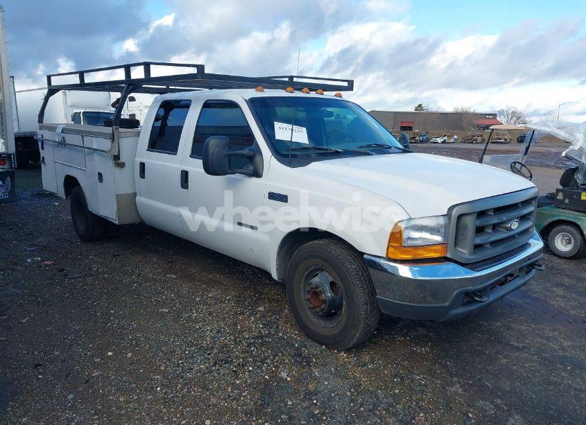 2001 Ford F-350 LARIAT/XL/XLT (VIN 1FDWW36FX1EA45890) main photo
