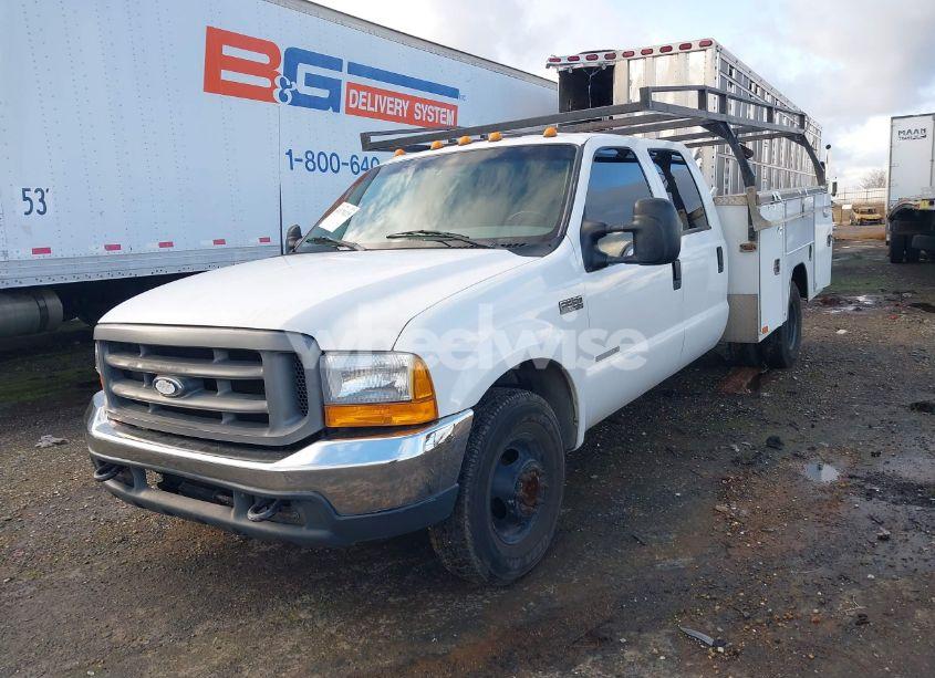 Photo 2 of 2001 Ford F-350 LARIAT/XL/XLT (VIN 1FDWW36FX1EA45890)