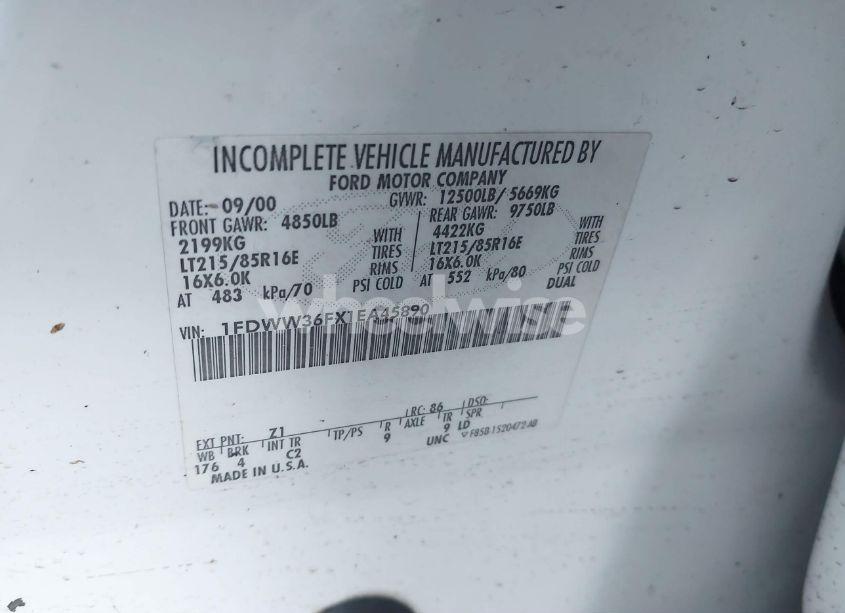 Photo 8 of 2001 Ford F-350 LARIAT/XL/XLT (VIN 1FDWW36FX1EA45890)