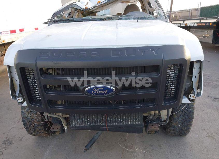 Photo 11 of 2009 Ford F-350 CHASSIS LARIAT/XL/XLT (VIN 1FDWX35R99EA43360)