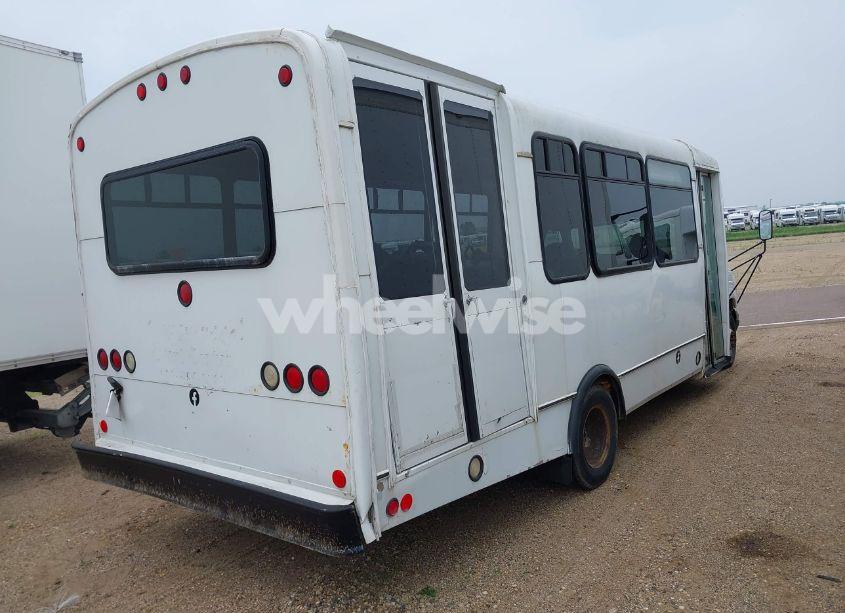 Photo 4 of 2001 Ford E-450 CUTAWAY STANDARD (VIN 1FDXE45F41HA50225)