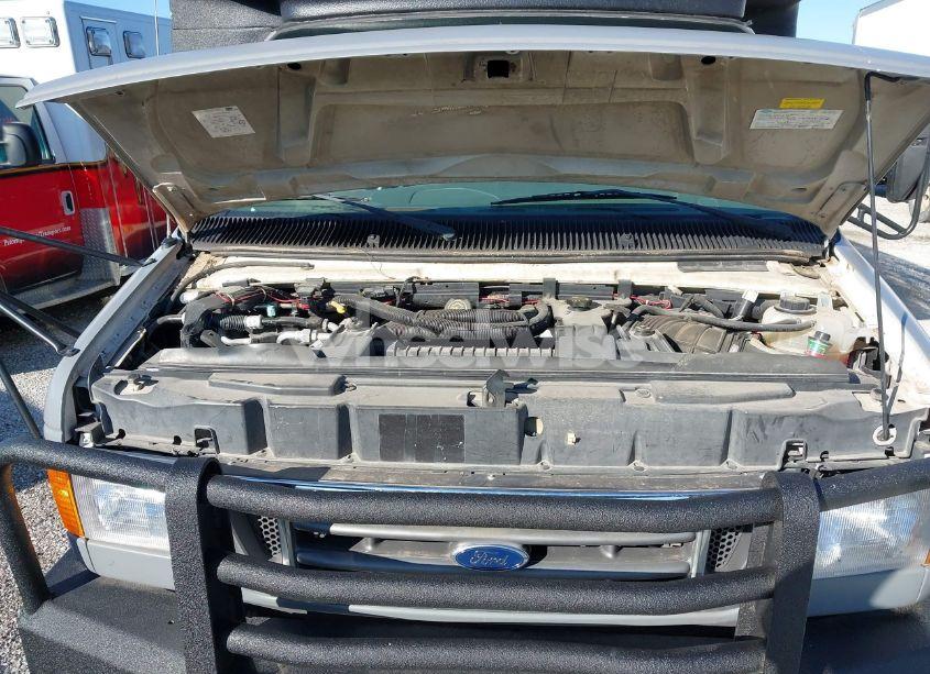 Photo 9 of 2005 Ford Bus E-450 CUTAWAY (VIN 1FDXE45P05HB38901)