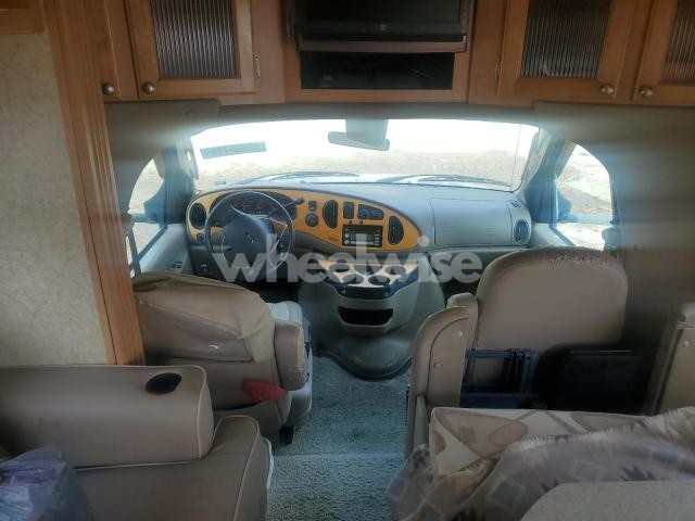 Photo 8 of 2008 FORD ECONOLINE E450 SUPER DUTY CUTAWAY VAN (VIN 1FDXE45S08DA57669)