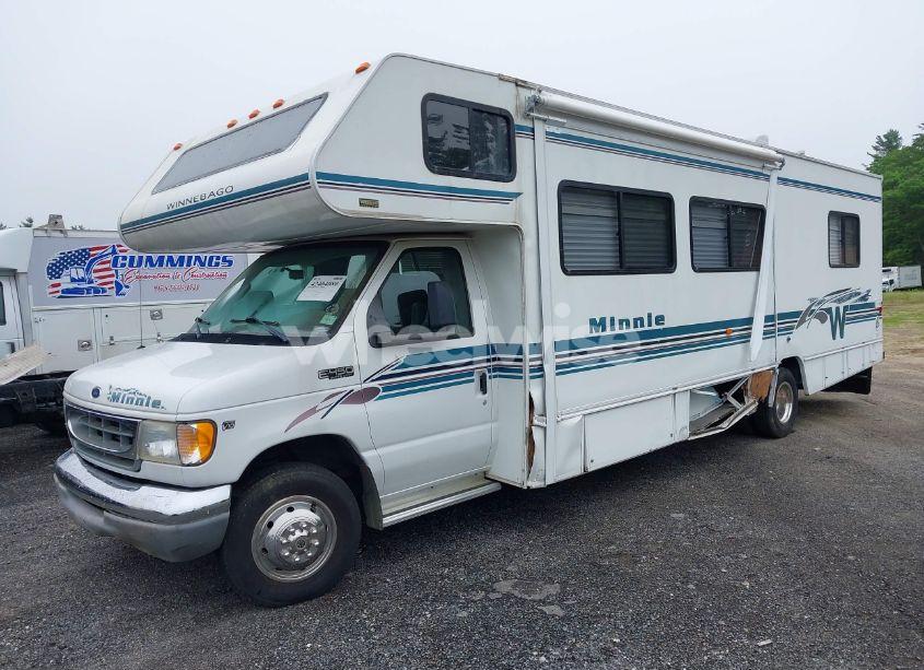 Photo 2 of 2001 Ford E-450 CUTAWAY STANDARD (VIN 1FDXE45S11HB04951)