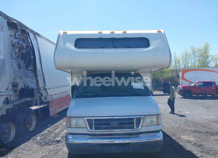 Photo 12 of 2003 Ford E-450 CUTAWAY STANDARD (VIN 1FDXE45S13HA01676)