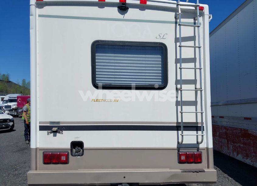 Photo 15 of 2003 Ford E-450 CUTAWAY STANDARD (VIN 1FDXE45S13HA01676)