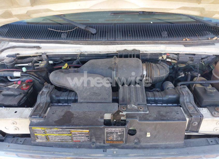 Photo 9 of 2001 Ford E-450 CUTAWAY STANDARD (VIN 1FDXE45S21HB50577)