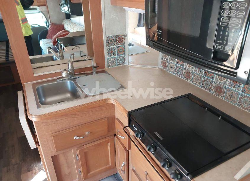 Photo 14 of 2004 Ford E-450 CUTAWAY STANDARD (VIN 1FDXE45S24HA85914)