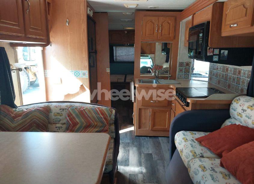 Photo 7 of 2004 Ford E-450 CUTAWAY STANDARD (VIN 1FDXE45S24HA85914)