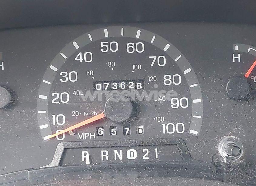 Photo 5 of 2000 Ford E-450 CUTAWAY STANDARD (VIN 1FDXE45S2YHA93372)