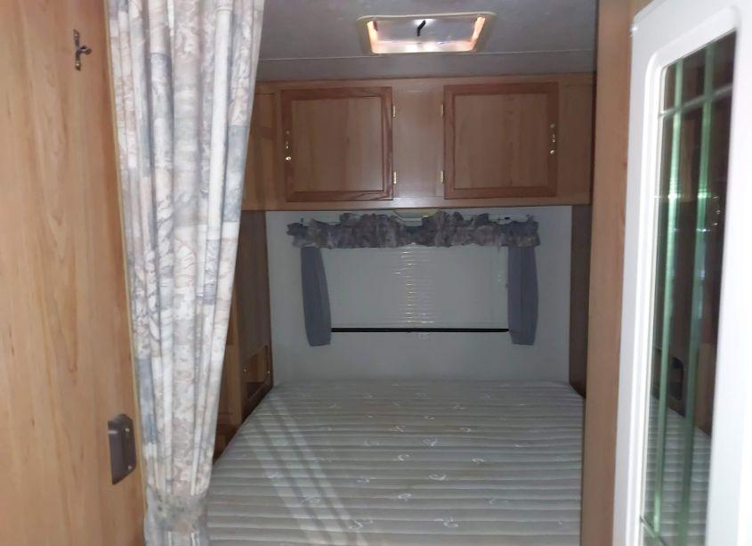 Photo 12 of 2001 Ford E-450 CUTAWAY STANDARD (VIN 1FDXE45S31HA11090)