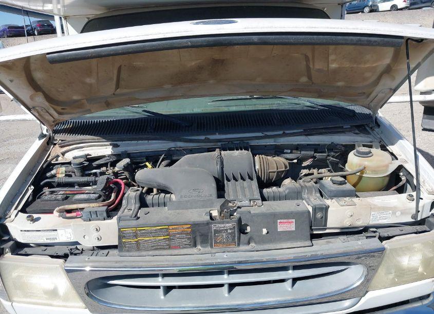 Photo 9 of 2001 Ford E-450 CUTAWAY STANDARD (VIN 1FDXE45S31HA11090)