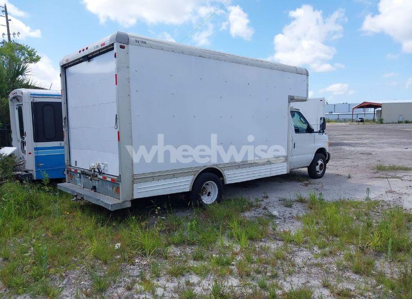 Photo 4 of 2006 Ford E-450 CUTAWAY (VIN 1FDXE45S36DA09242)