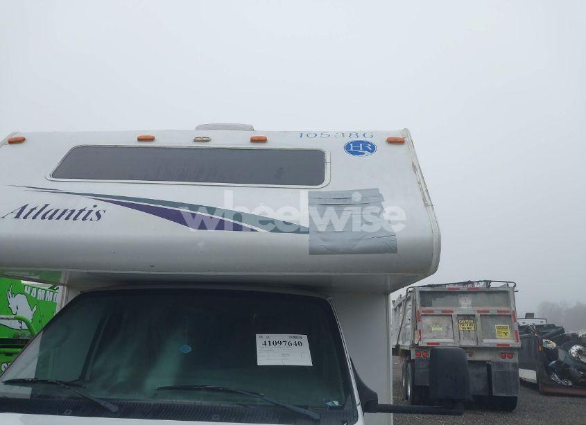 Photo 11 of 2002 Ford E-450 CUTAWAY STANDARD (VIN 1FDXE45S42HB61016)