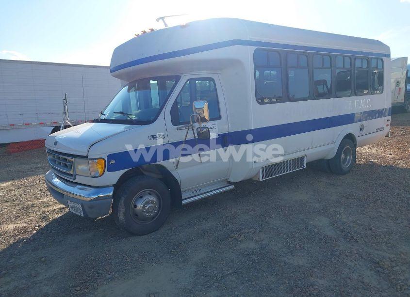 Photo 2 of 2000 El Dorado E-450 CUTAWAY BUS (VIN 1FDXE45S5YHA80714)