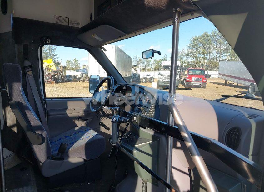 Photo 6 of 2000 El Dorado E-450 CUTAWAY BUS (VIN 1FDXE45S5YHA80714)