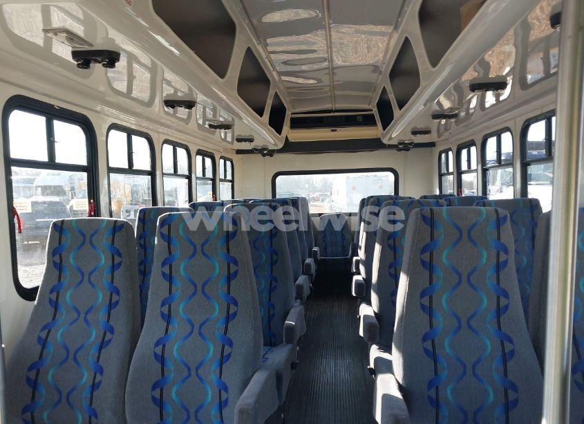Photo 7 of 2000 El Dorado E-450 CUTAWAY BUS (VIN 1FDXE45S5YHA80714)
