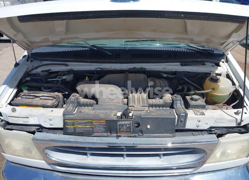 Photo 9 of 2001 Ford E-450 CUTAWAY STANDARD (VIN 1FDXE45S61HA38106)