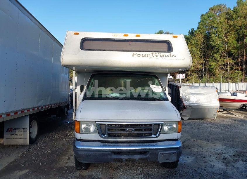 Photo 12 of 2005 Ford E-450 CUTAWAY (VIN 1FDXE45S65HA23143)