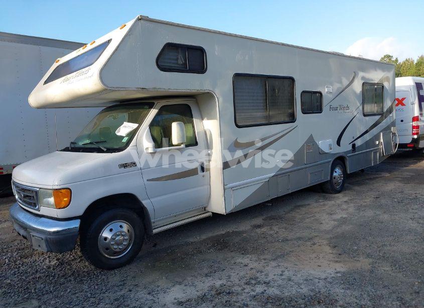 Photo 2 of 2005 Ford E-450 CUTAWAY (VIN 1FDXE45S65HA23143)